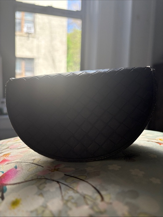 Bottega Veneta Sunglasses- Cat Eye Black Intrecciato Sunglasses with Woven Case main image 4
